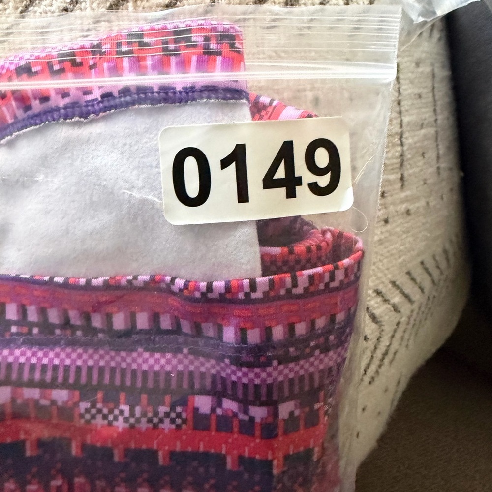 Nike Pro Women’s Dri-Fit 1/2 Zip Performance Pullover M Purple Pink 8 Bit Print - Picture 9 of 10